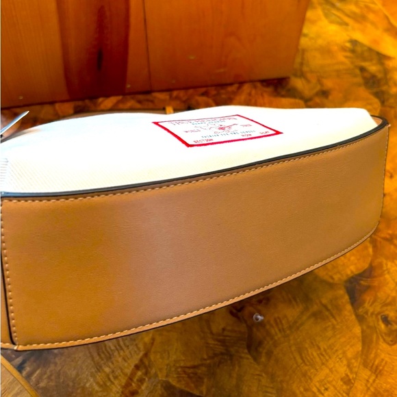 NWT True Religion Cream Hobo Bag with Geometric Stitching - Picture 5 of 9